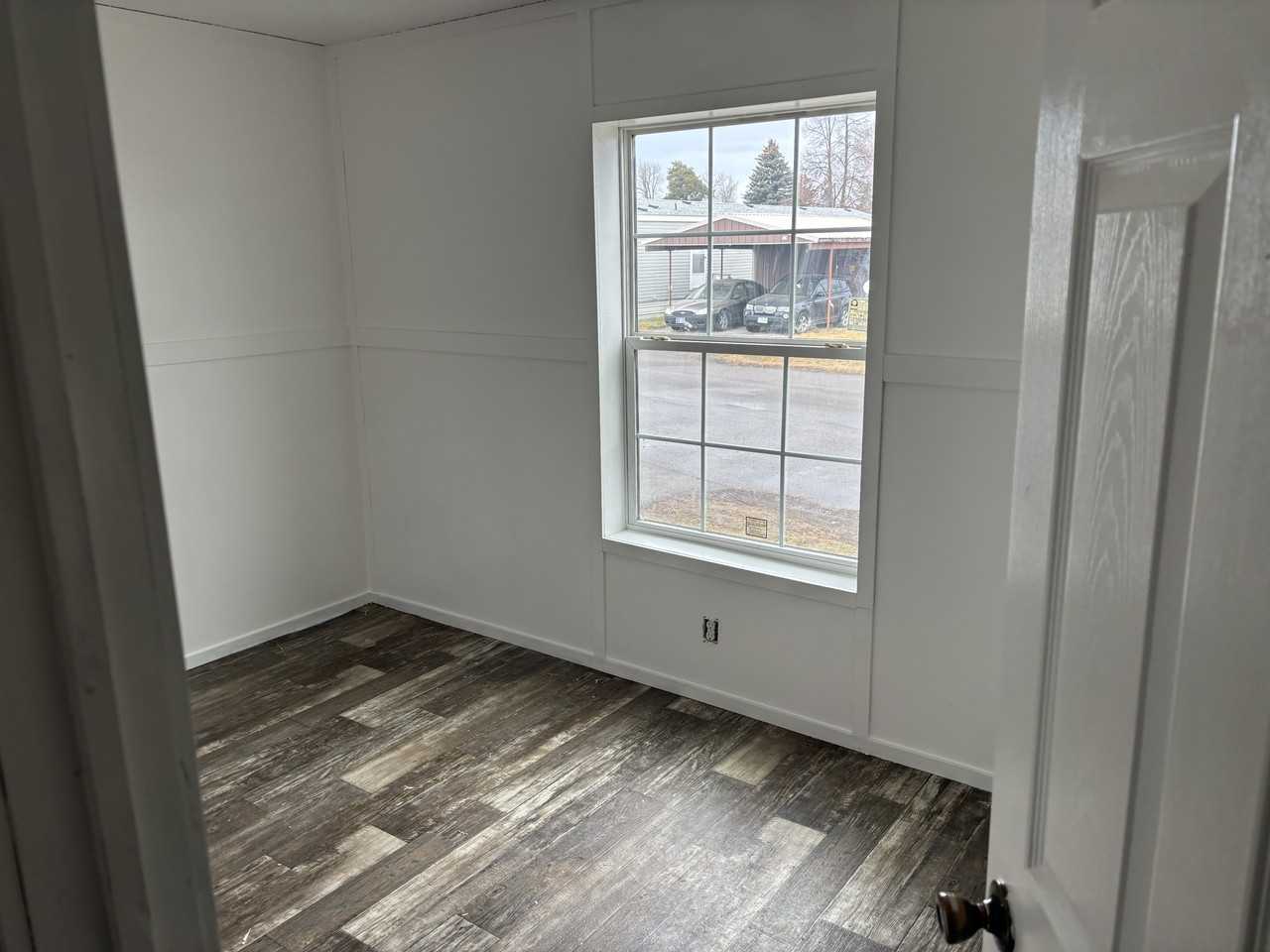 1045 Conrad Dr #87 - Photo 5 of 18