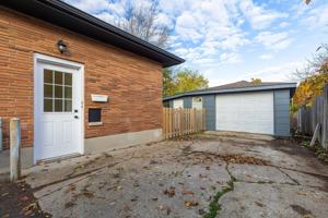 featured image of 239 Commissioners Rd W