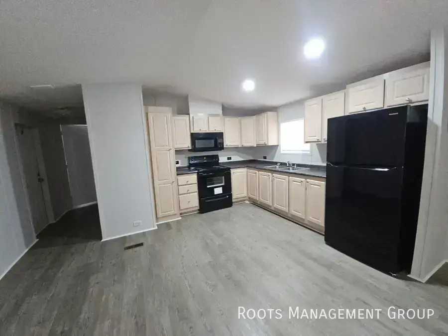31 Queen Ave #31QA - Photo 2 of 10