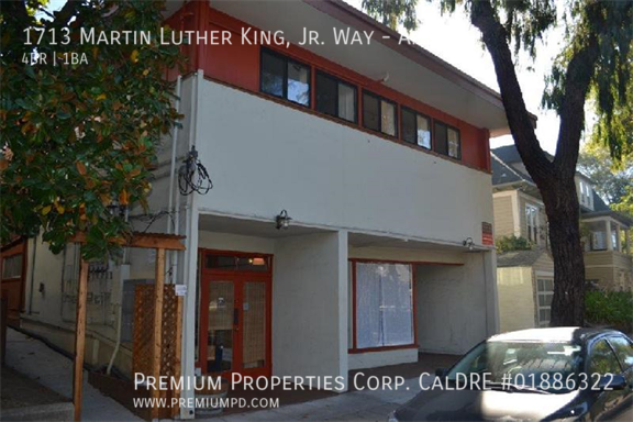 1713 Martin Luther King Jr Way #B - Photo 4 of 30
