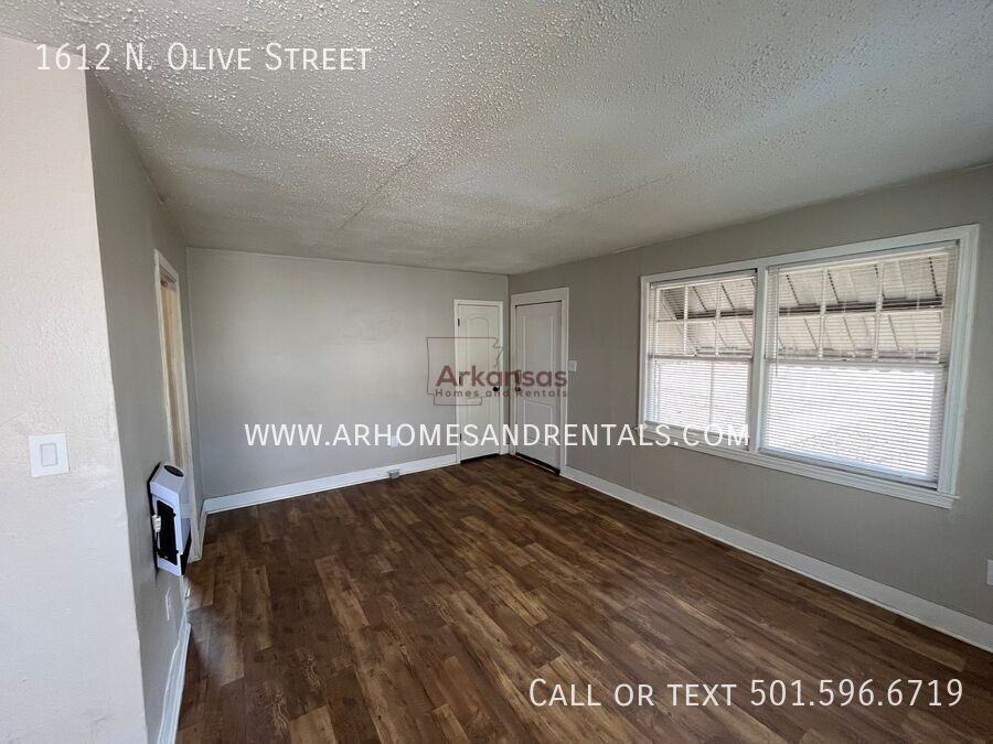 1612 N Olive St - Photo 2 of 12
