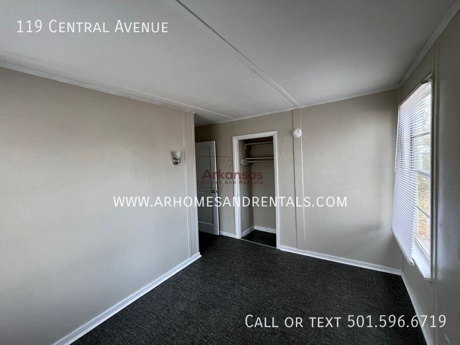 119 Central Ave - Photo 6 of 11