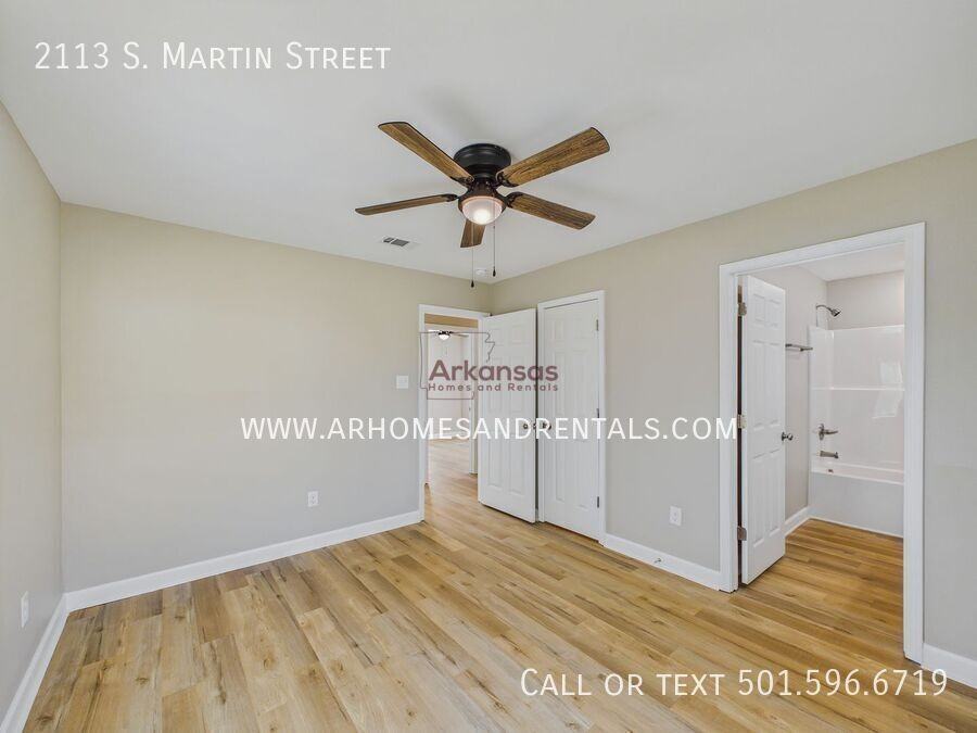 2113 S Martin St - Photo 6 of 16