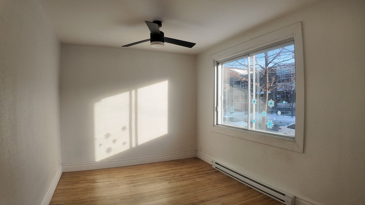 689 Rue Woodland - Photo 5 of 14