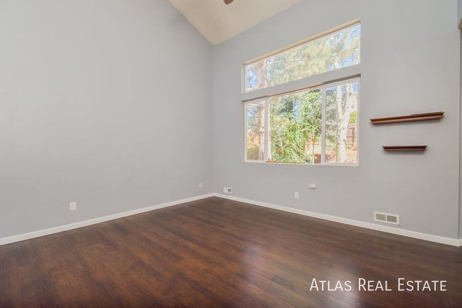 7056 Mcewan St - Photo 2 of 20