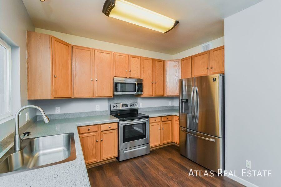 7056 Mcewan St - Photo 5 of 20