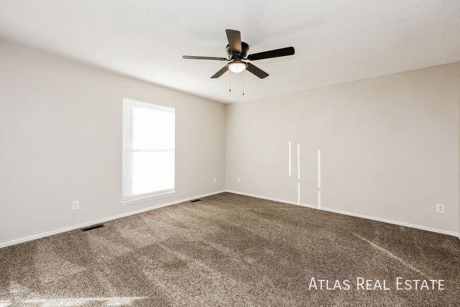 4734 Frost Dr - Photo 6 of 20