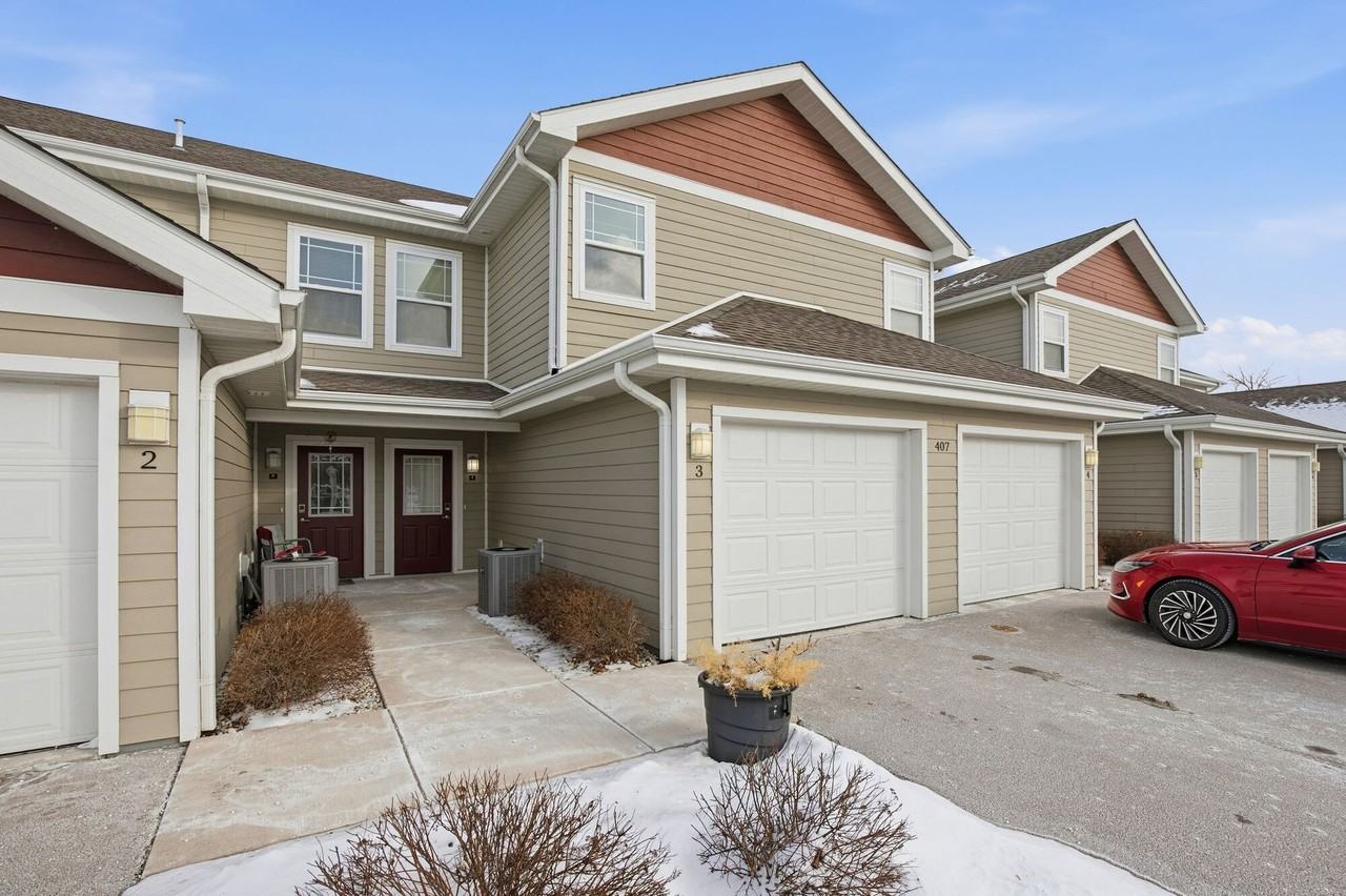 Whispering Echoes Townhomes - Photo 2 of 26