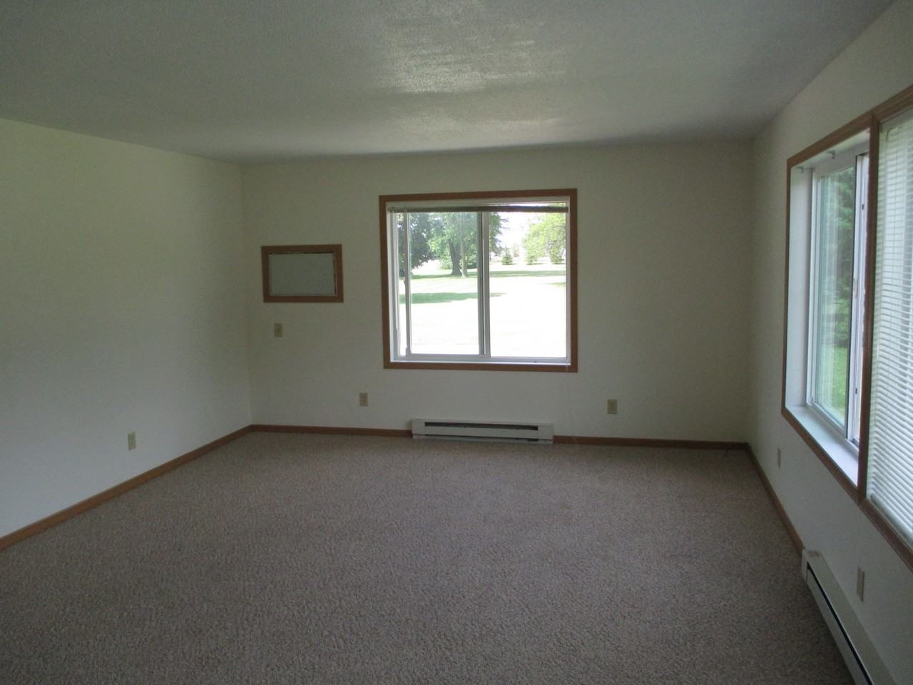 Grove Heights Townhomes - Photo 6 of 17