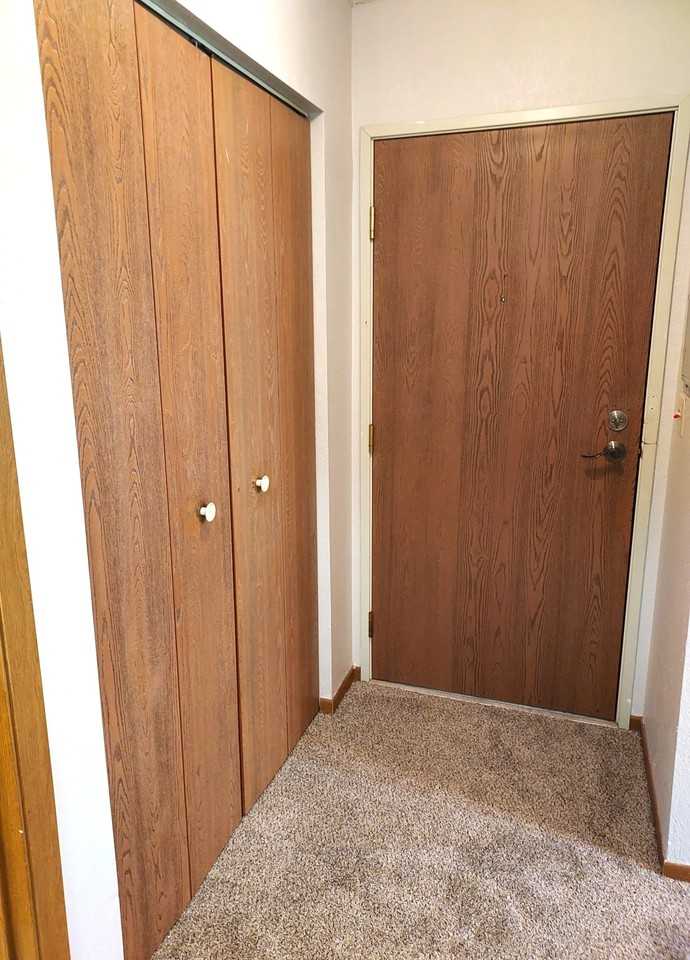 Lake Place II- 1441 - Photo 4 of 20