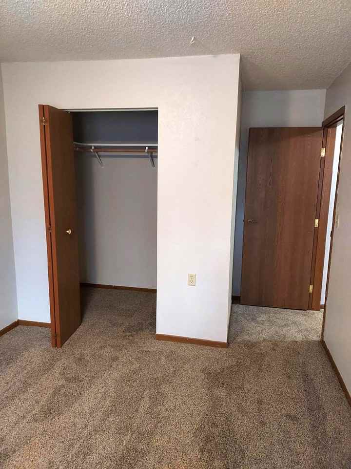 Lake Place II- 1441 - Photo 6 of 20