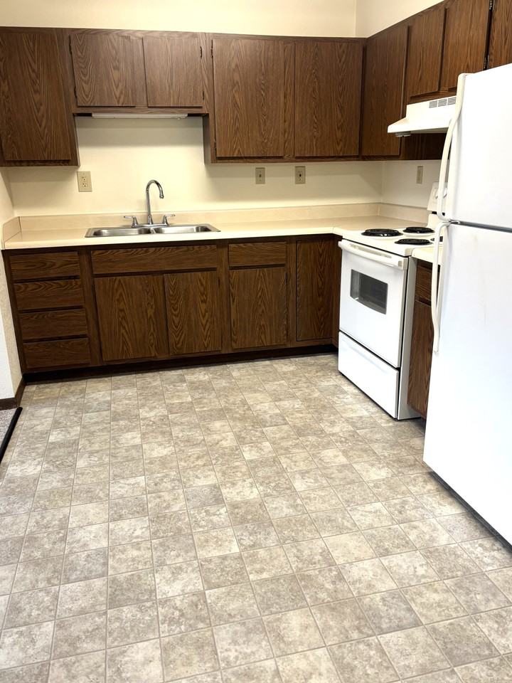 Page House - Photo 4 of 13