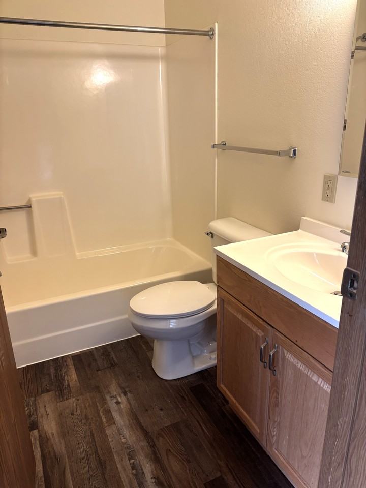 Silverleaf Apartments - Photo 5 of 15