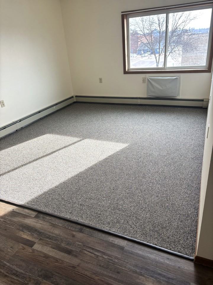 Silverleaf Apartments - Photo 6 of 15