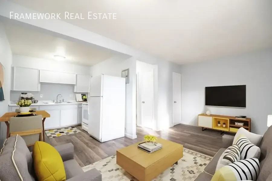 16300 E Colfax Ave #15 - Photo 3 of 33