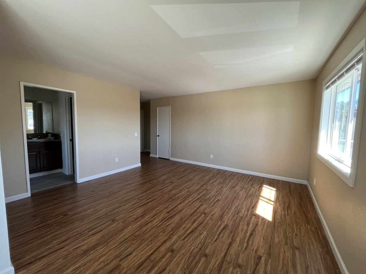 14601 Vanowen Street - Photo 2 of 12