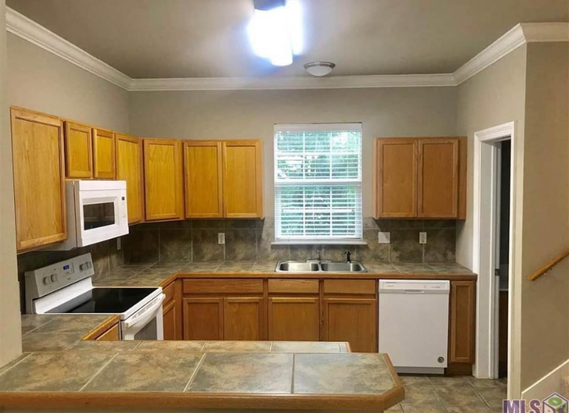 1500 Brightside Dr #G2 - Photo 3 of 7