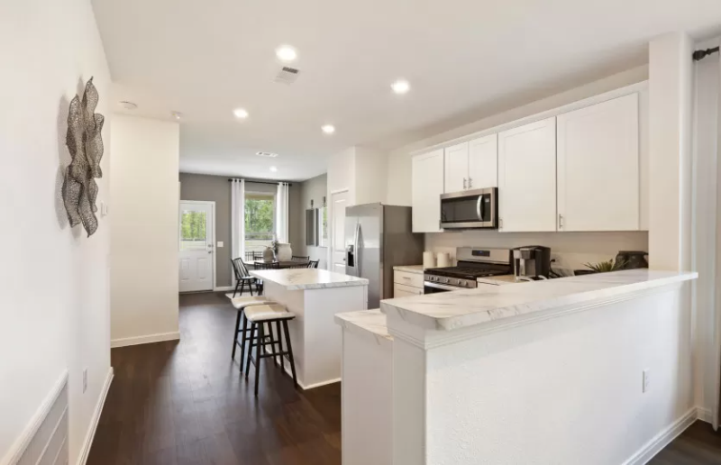 309 Maple Bark Trl - Photo 7 of 11