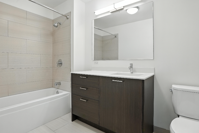 1372 S Wabash Ave - Photo 4 of 10