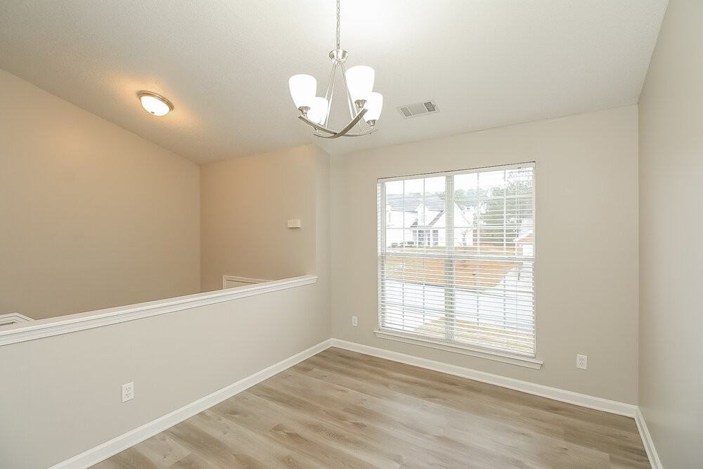 9447 Rollinghills Dr - Photo 6 of 17