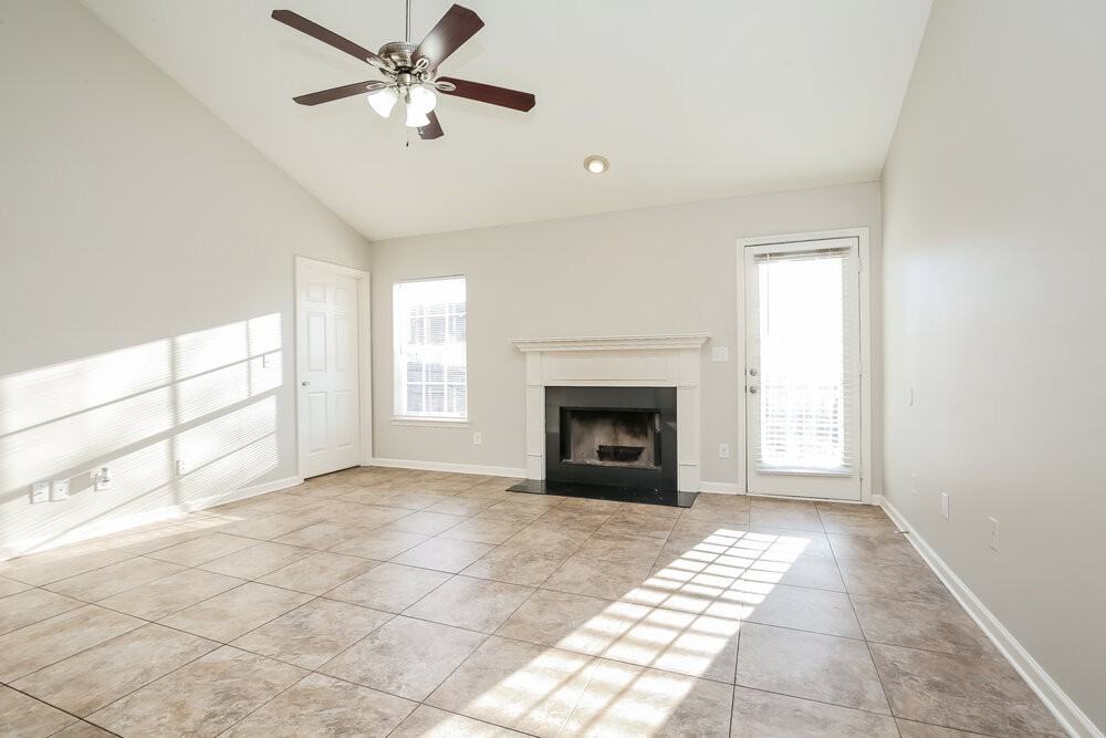 312 Sarna Dr - Photo 3 of 24