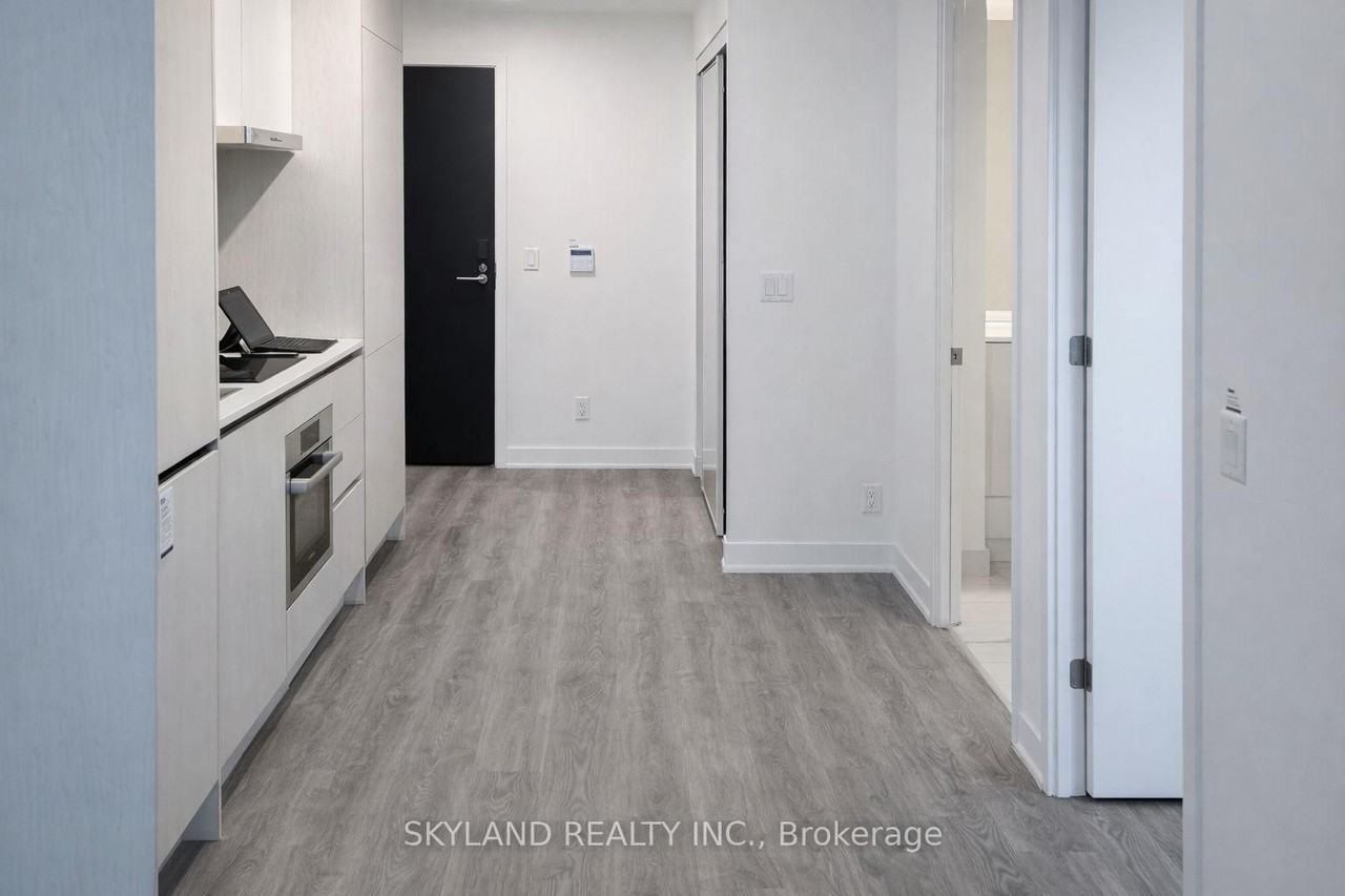 180 Front Street East - Photo 2 of 21