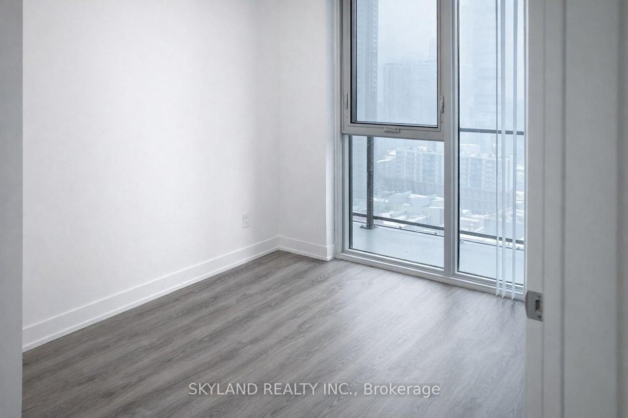 180 Front Street East - Photo 5 of 21