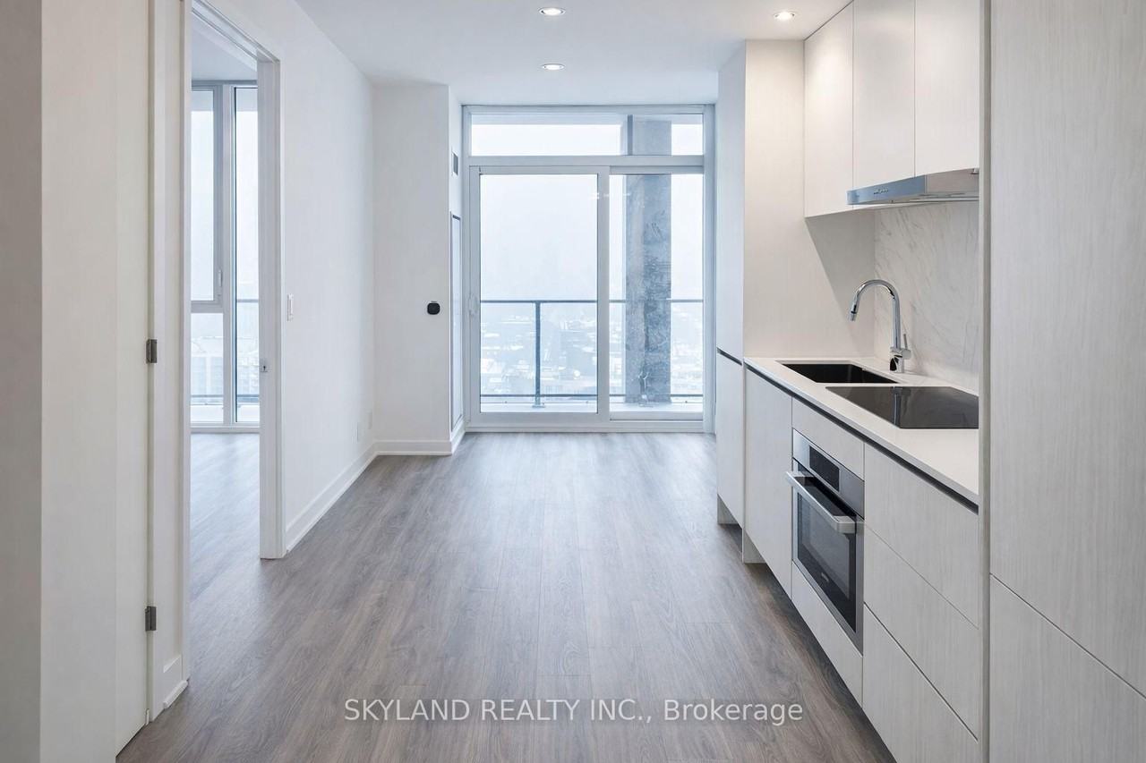 180 Front Street East - Photo 4 of 21