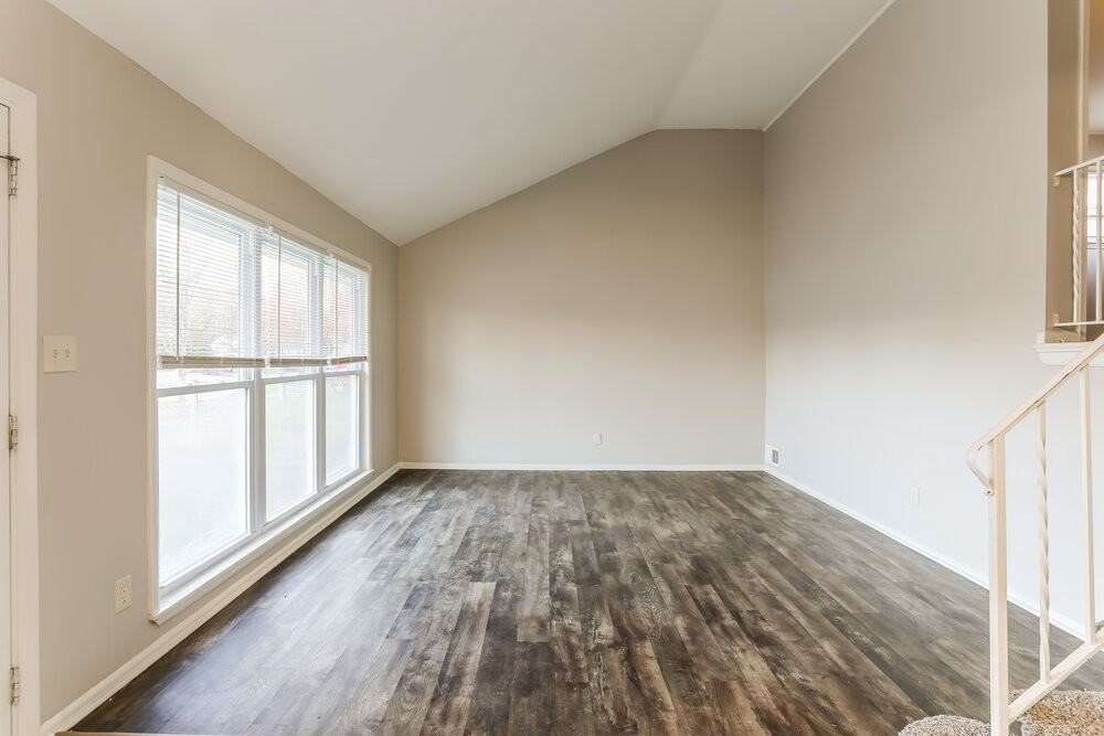 1131 Lockwood Rd - Photo 7 of 23