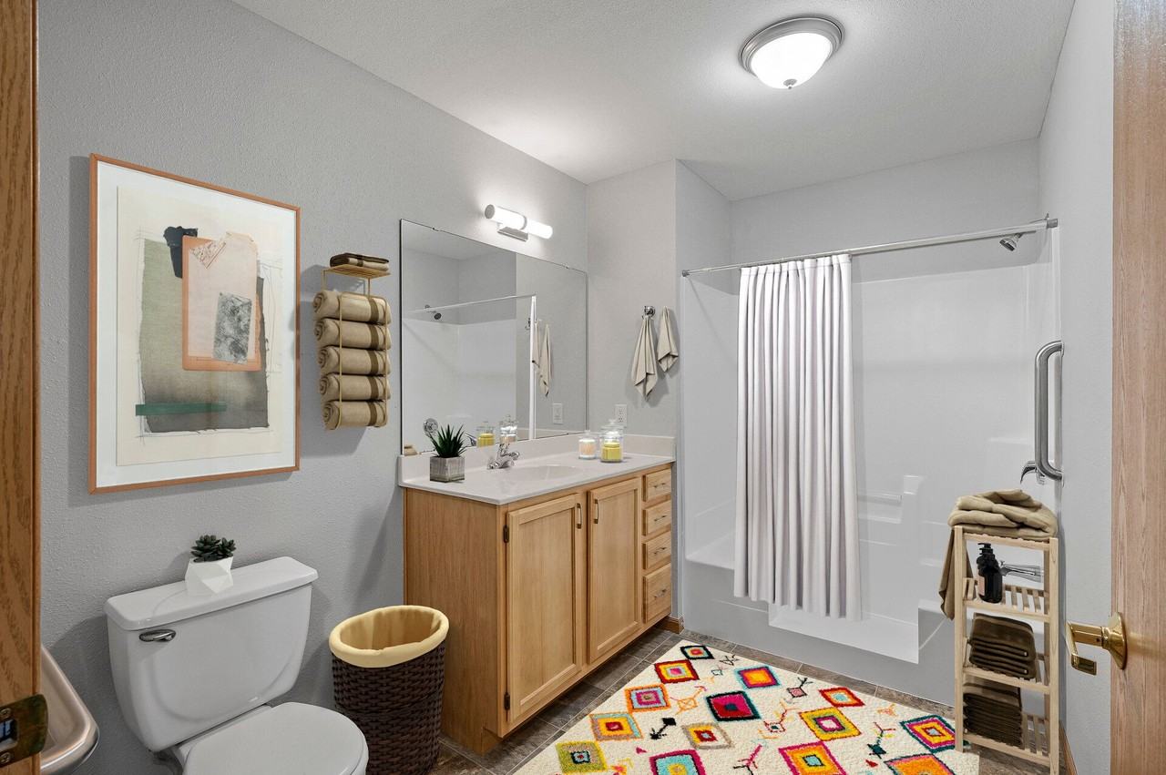 Creekside Commons Apartments - Photo 3 of 50