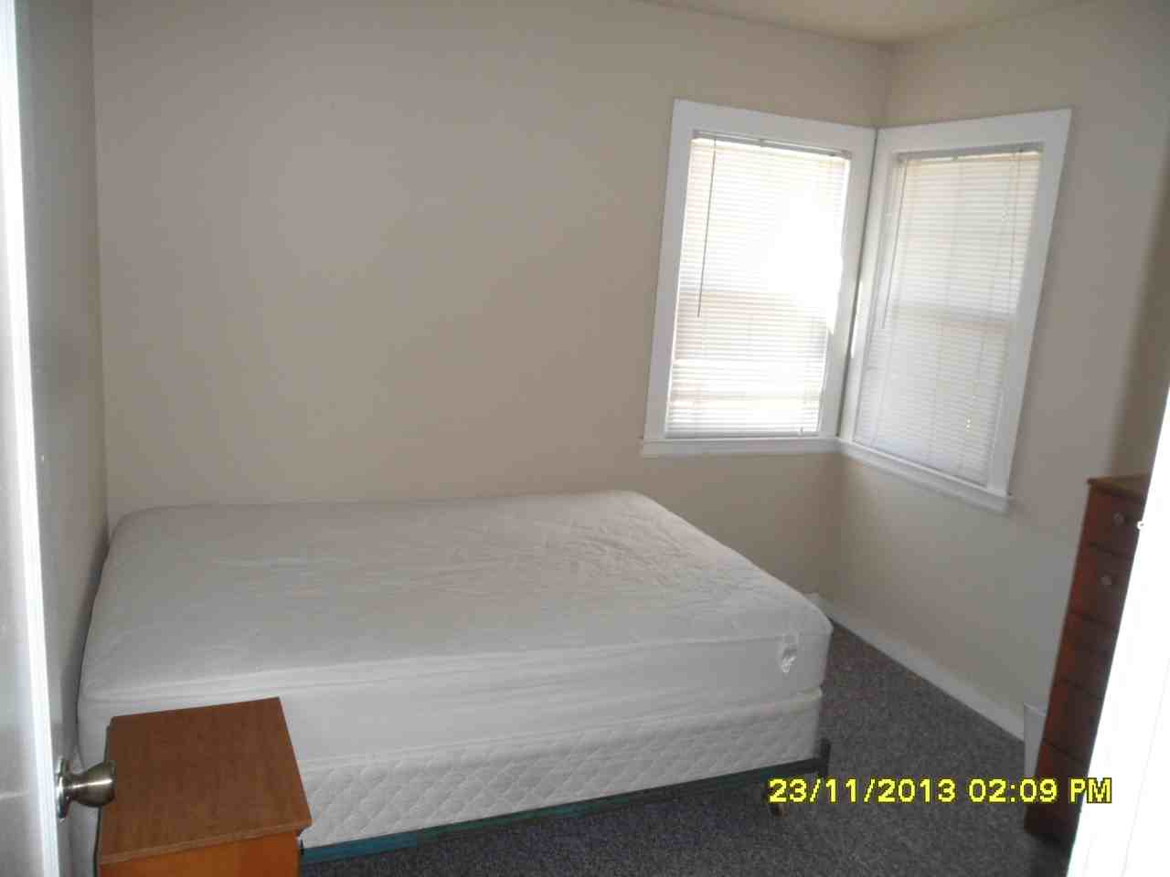 12 Cayuga Street - Photo 7 of 13