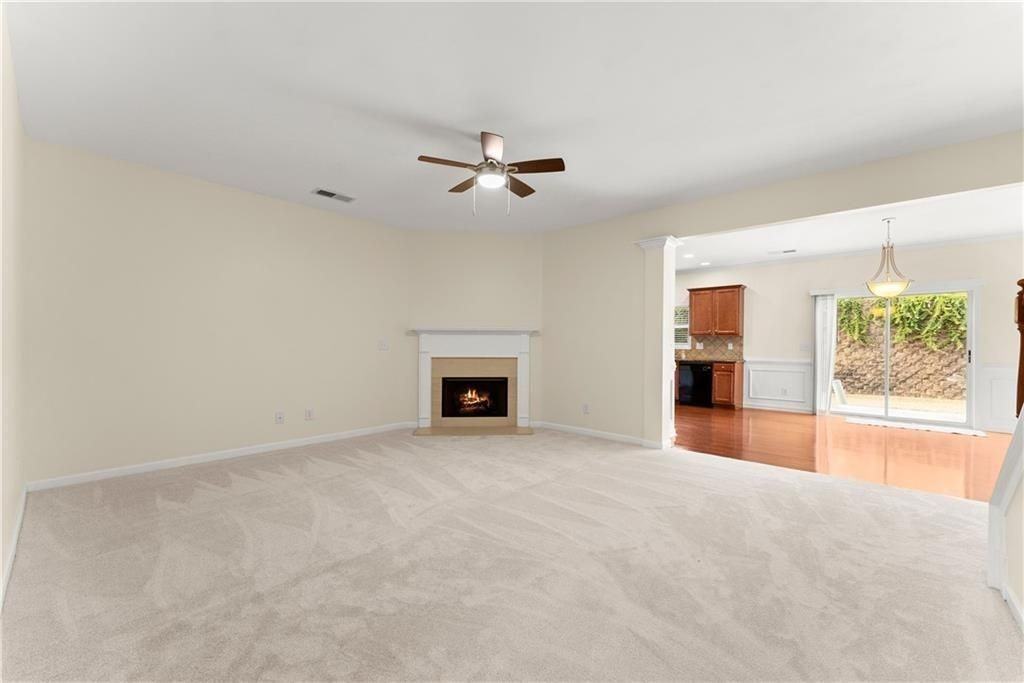 5165 Sherwood Way - Photo 5 of 37