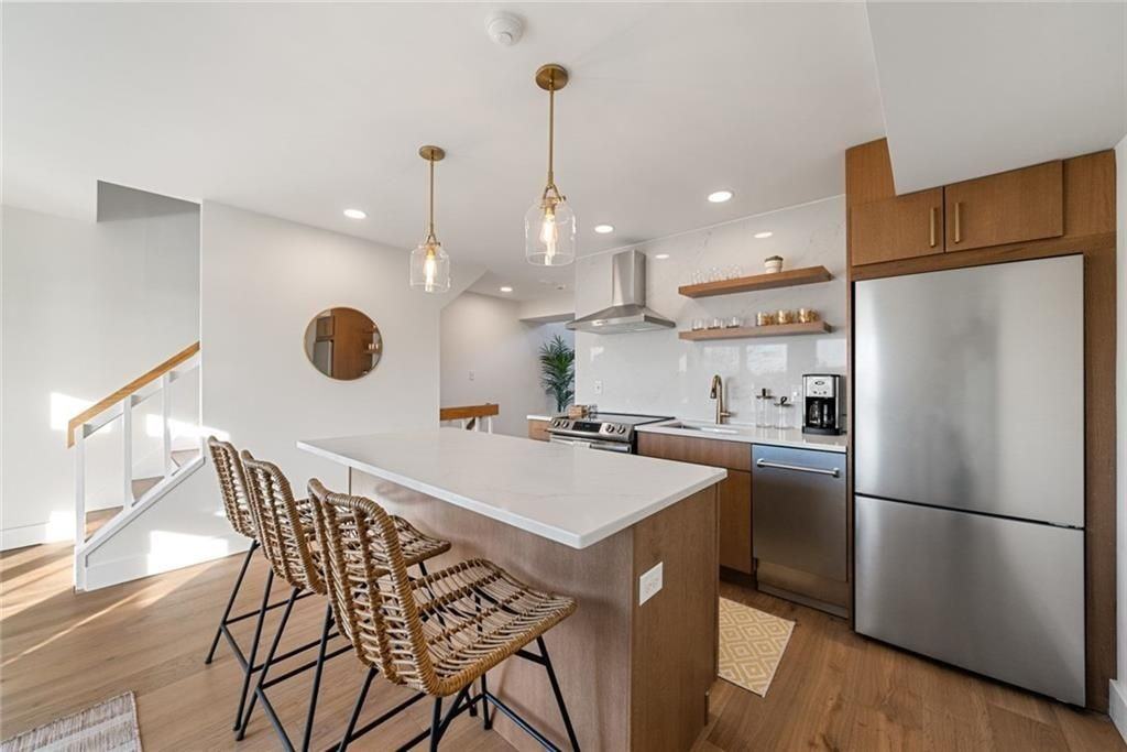 310 Swans Wharf Row - Photo 4 of 27