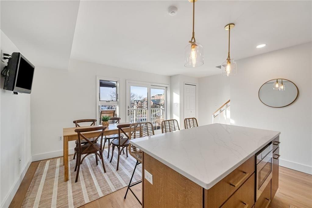 310 Swans Wharf Row - Photo 7 of 27