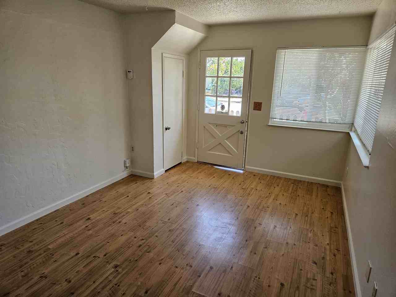 309 Cayuga Street - Photo 3 of 10