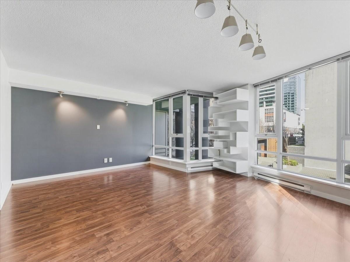 788 Hamilton Street #3xx - Photo 3 of 27