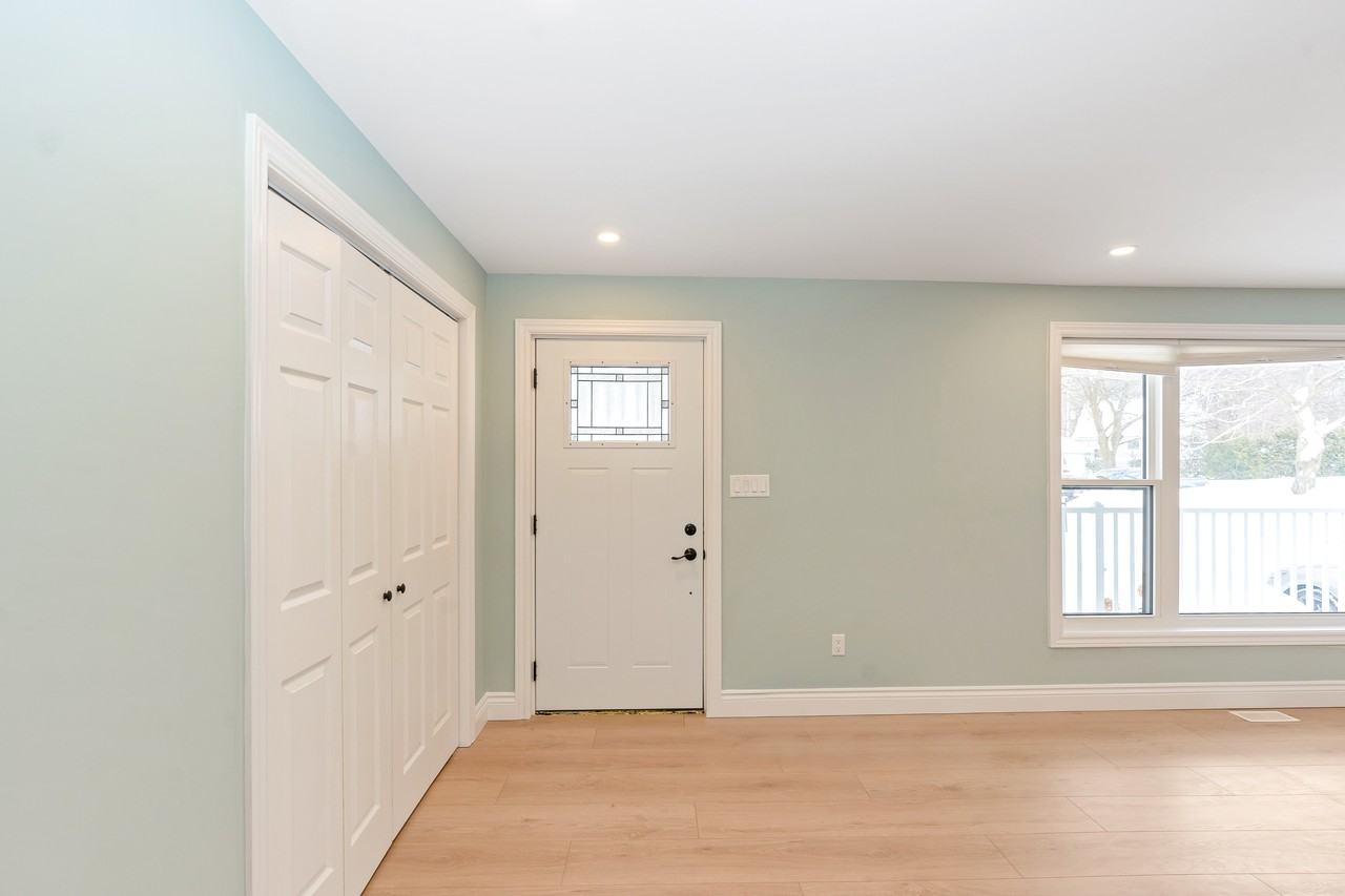 26 Granville St - Photo 3 of 50