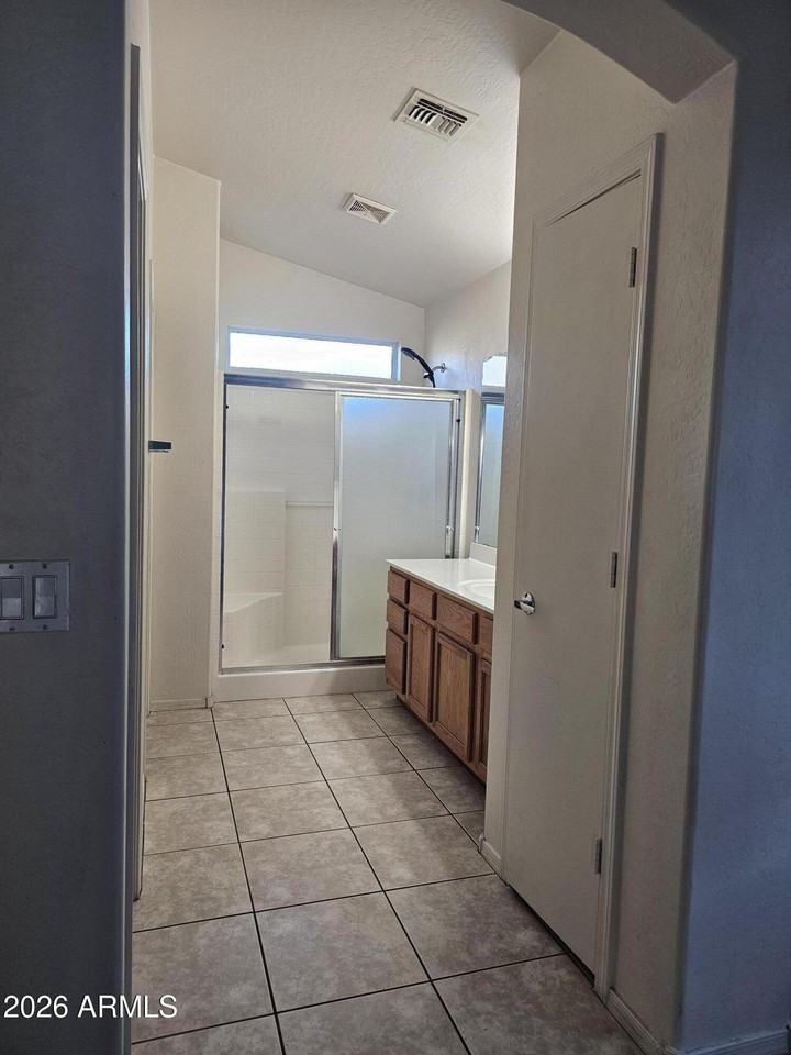 5503 S 41st Pl - Photo 6 of 12