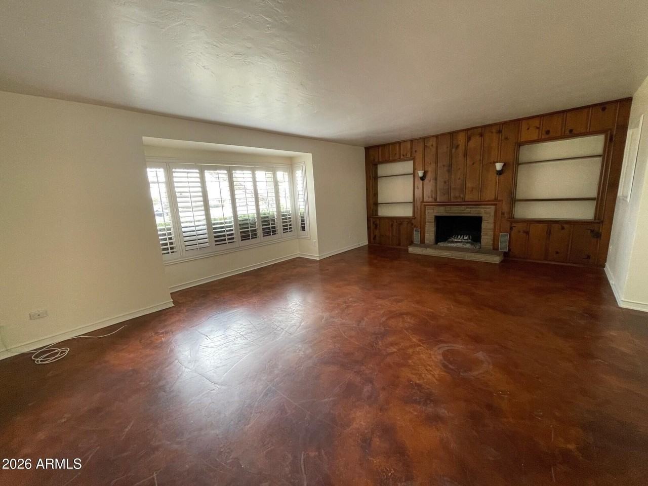 1310 E Missouri Ave - Photo 3 of 21