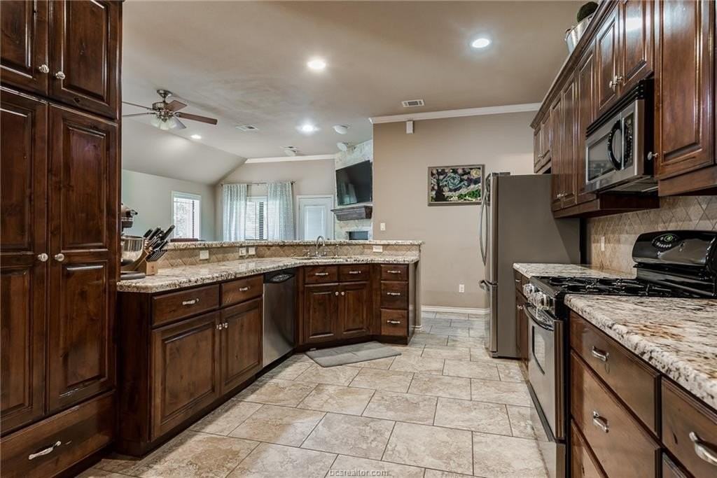 4201 Cripple Creek Ct - Photo 5 of 20