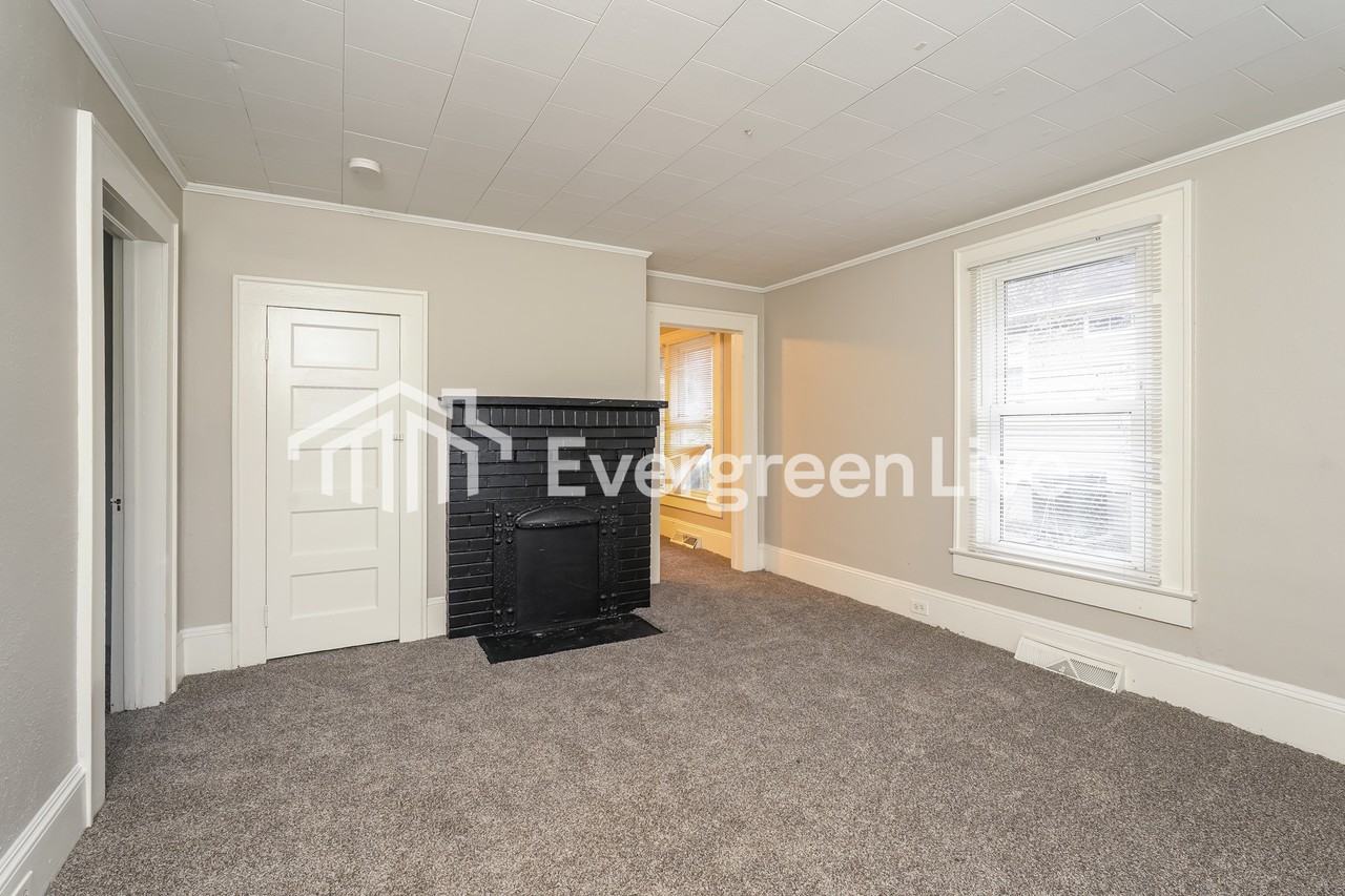 1814 Old Salisbury Rd - Photo 4 of 15