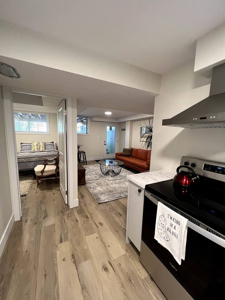 11 Park Avenue - Photo 3 of 15