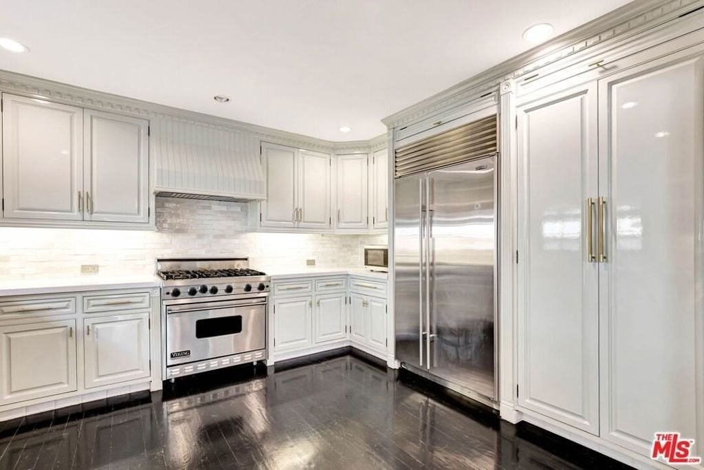 744 N Sierra Bonita Ave - Photo 7 of 34