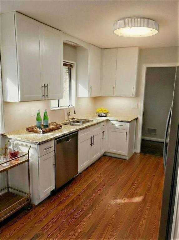 2356 Valley View Dr Se - Photo 4 of 16