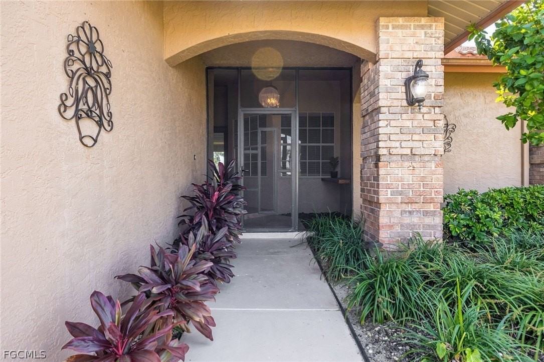 12881 Kelly Bay Ct - Photo 2 of 50