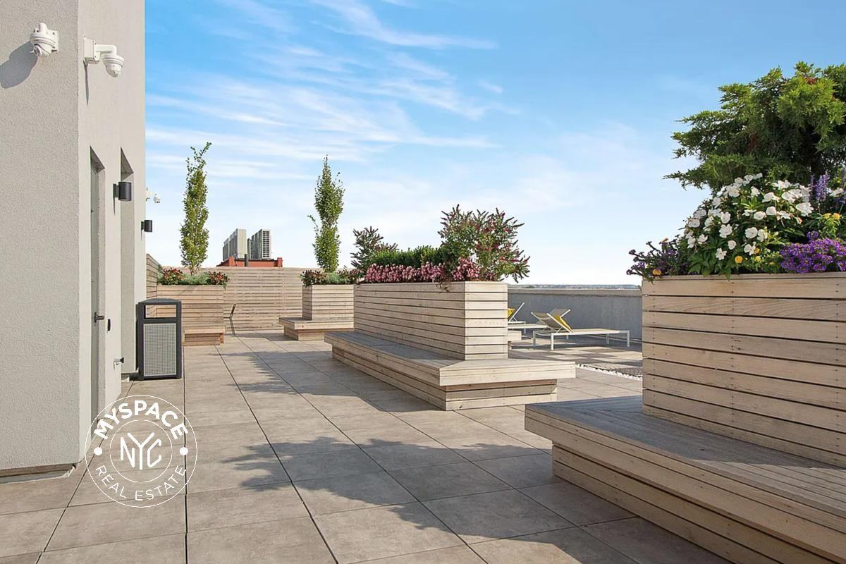 1326 Ocean Ave #5N - Photo 7 of 11