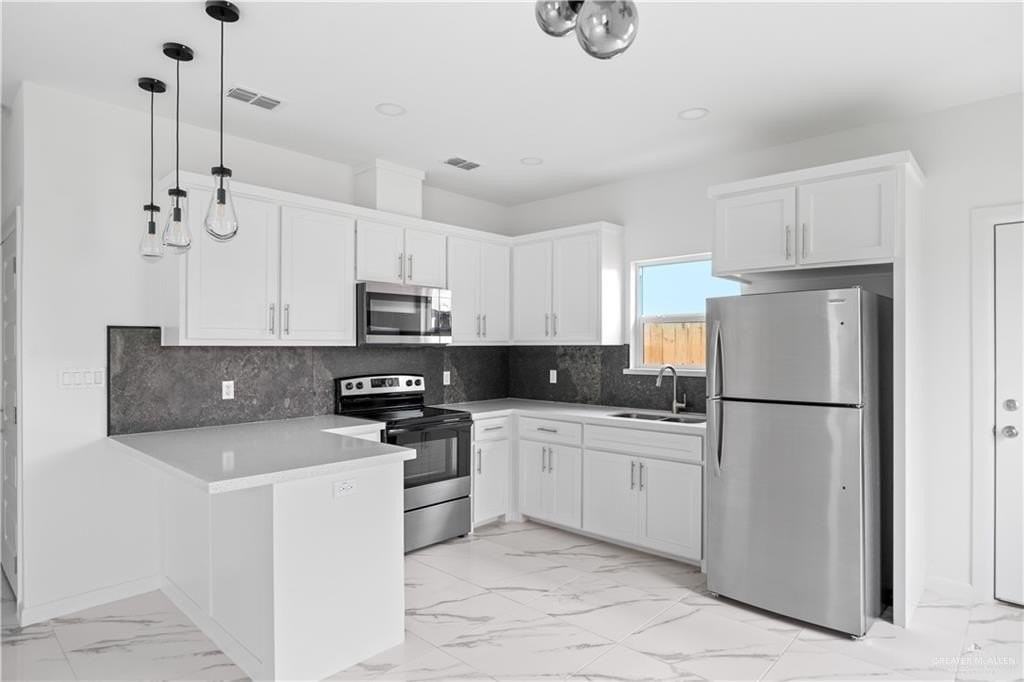 11502 N 24th Ln Apt 4 #4 - Photo 5 of 14