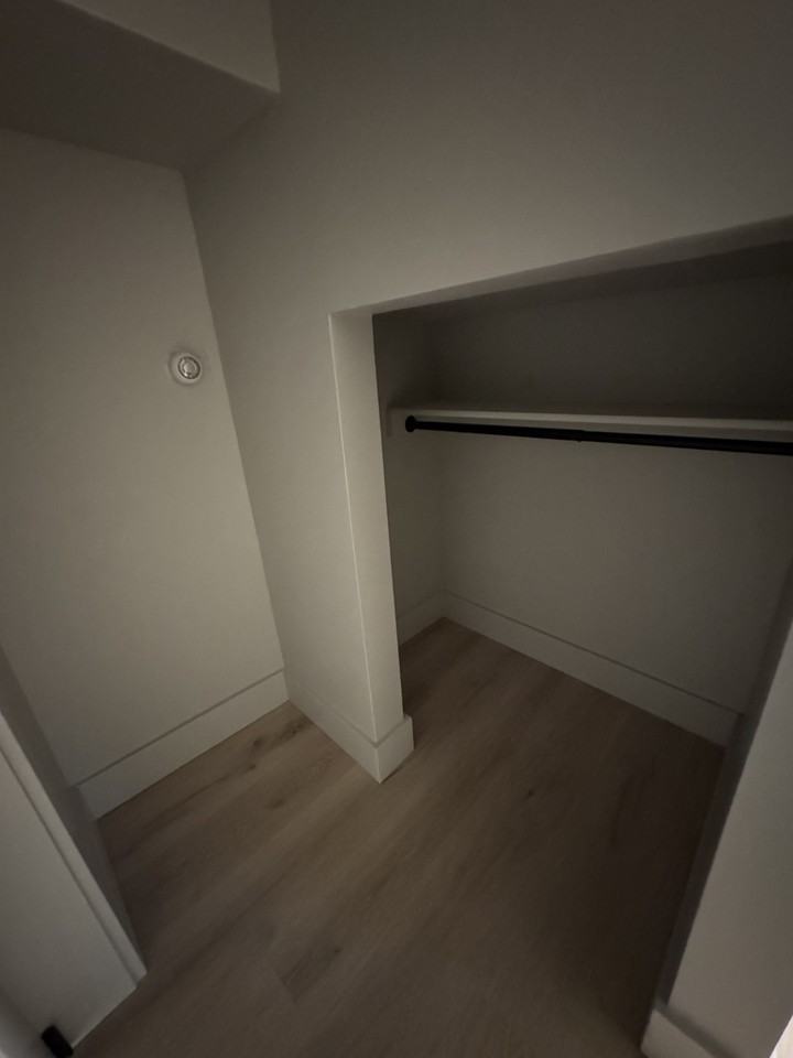 821 S 4th Ave #4 - Photo 5 of 7