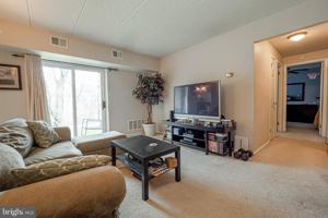 featured image of 1906 Valley Dr #1906