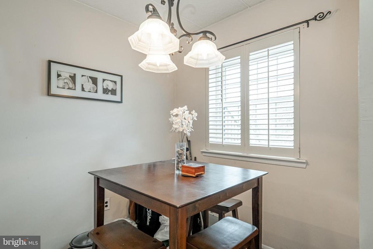 1906 Valley Dr #1906 - Photo 4 of 13